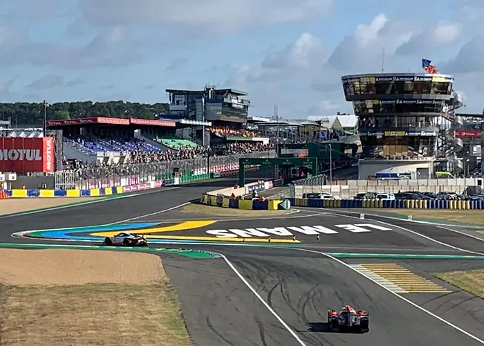 L'atelier Planque Alojamento de Acomodação e Pequeno-almoço 3*